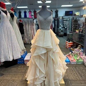 TIFFANY 16300 SZ-14 CHAMPAGNE PROM/ FORMAL/ PAGENT DRESS